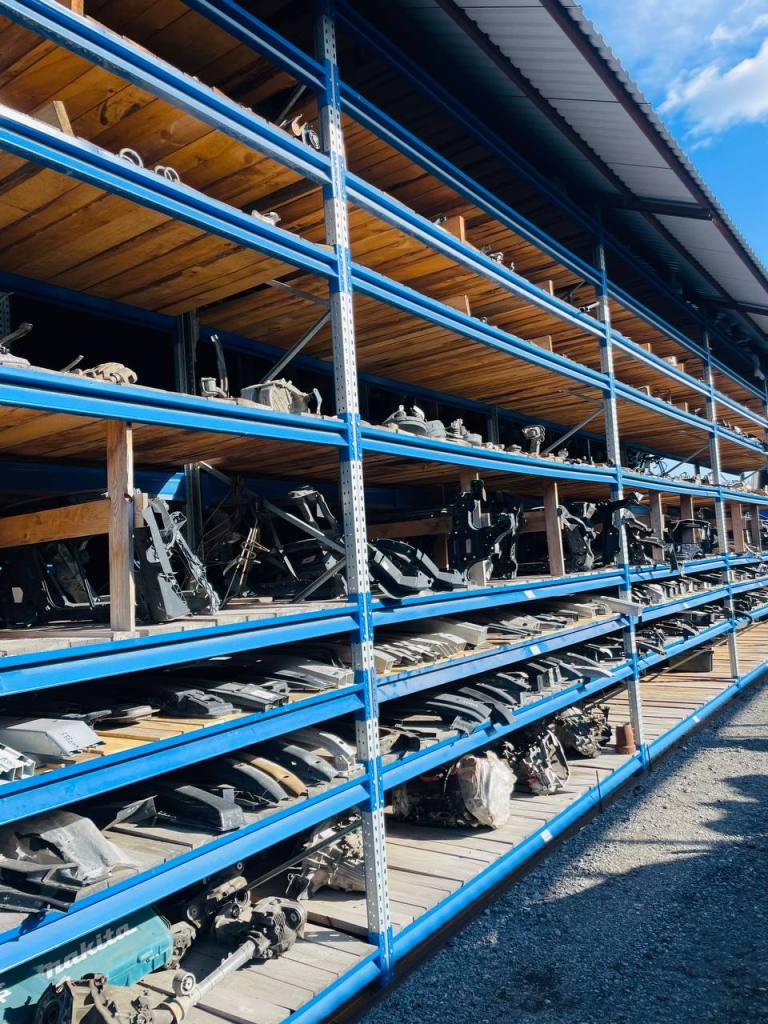 Территория авторазбора АМС+