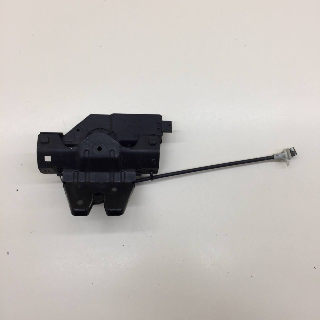 Замок багажника BMW 3-series E46 1998-2005