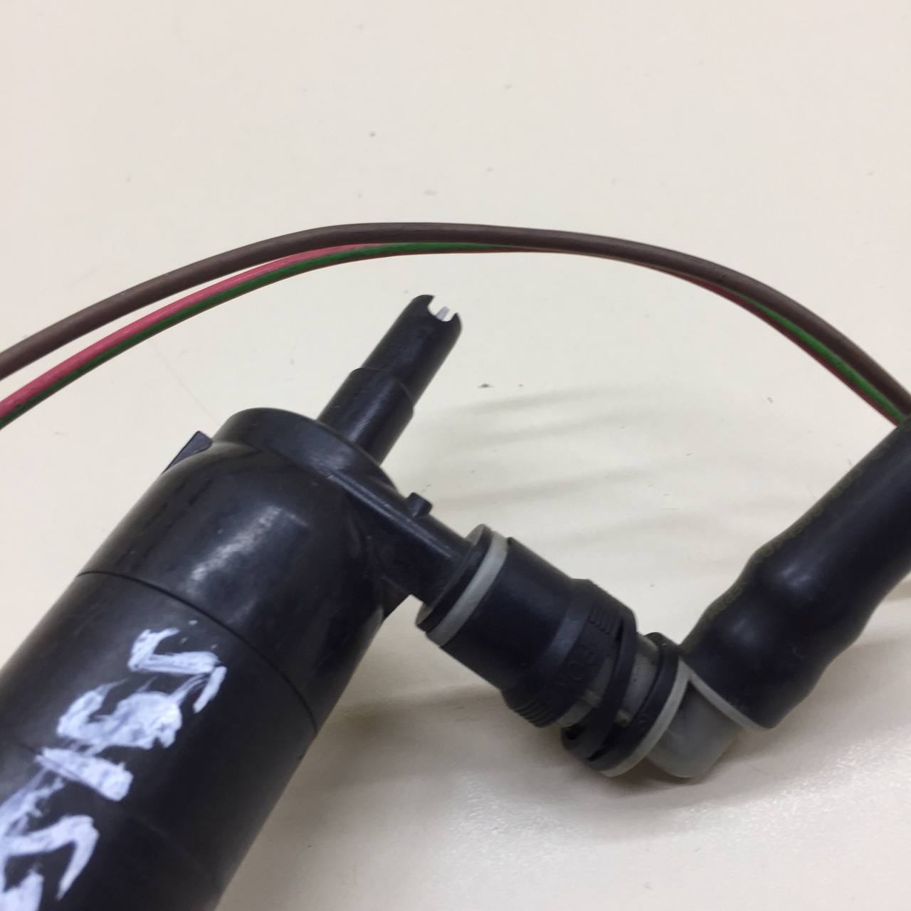 Насос омывателя фар BMW 1-series F20/F21 2011>