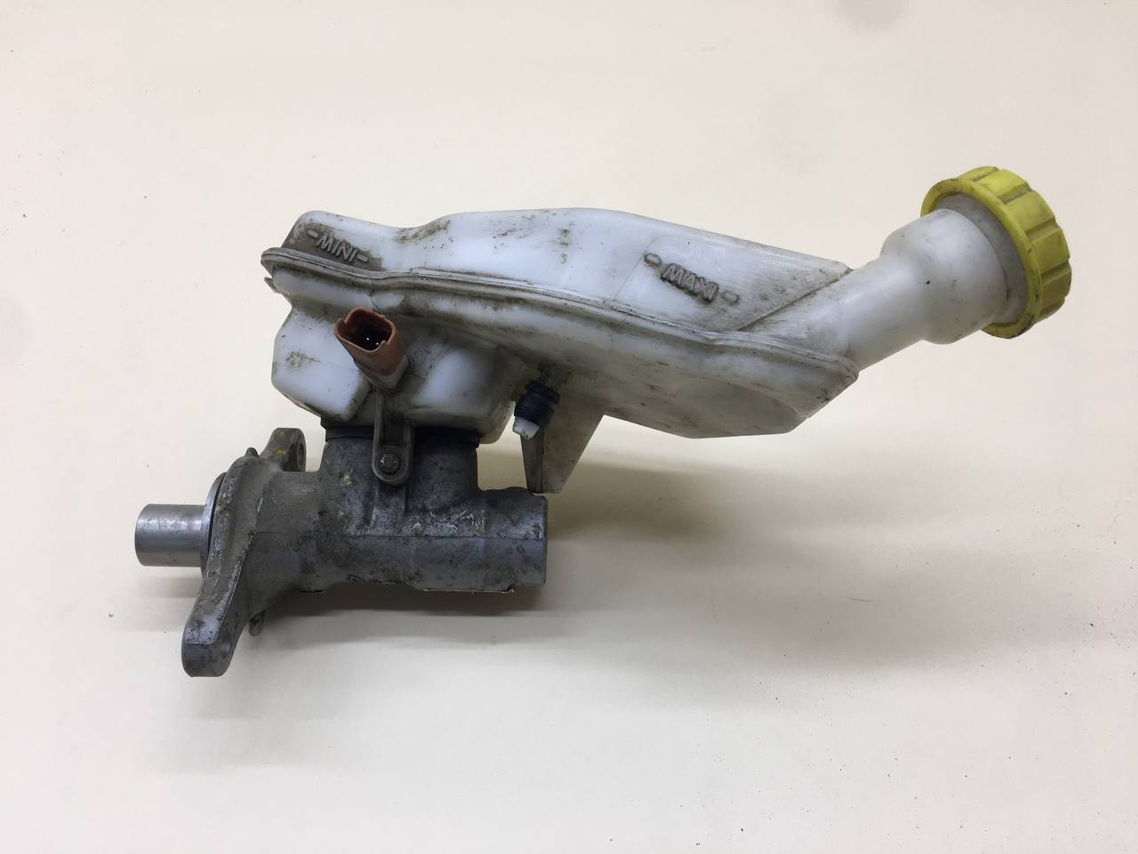 Цилиндр тормозной главный Citroen C-Elysee 2012-2017