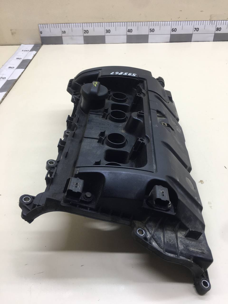 Крышка головки блока (клапанная) Peugeot 308 2007>