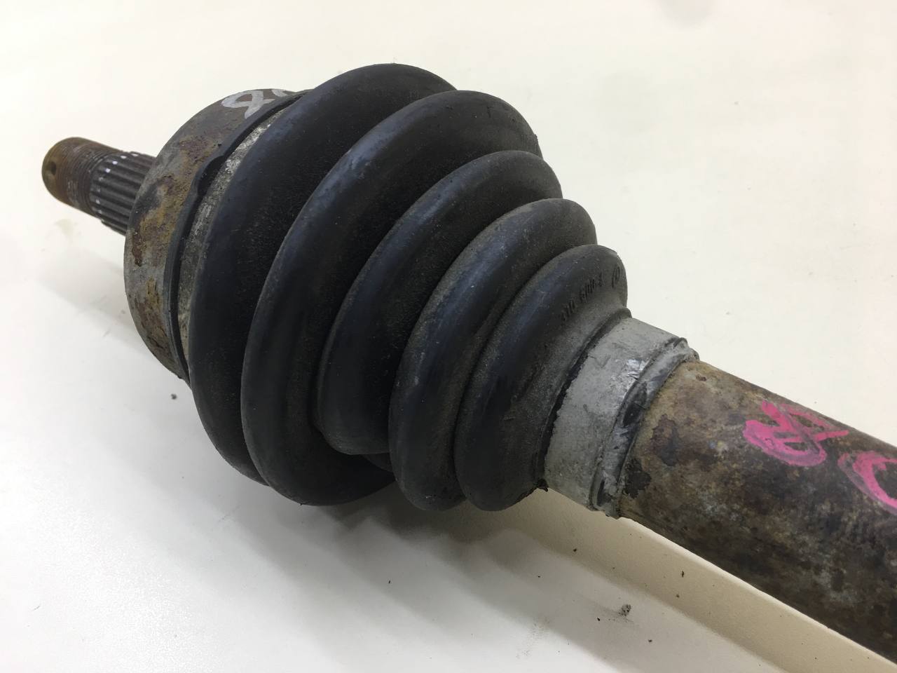 Полуось передняя левая Peugeot 308 2007>