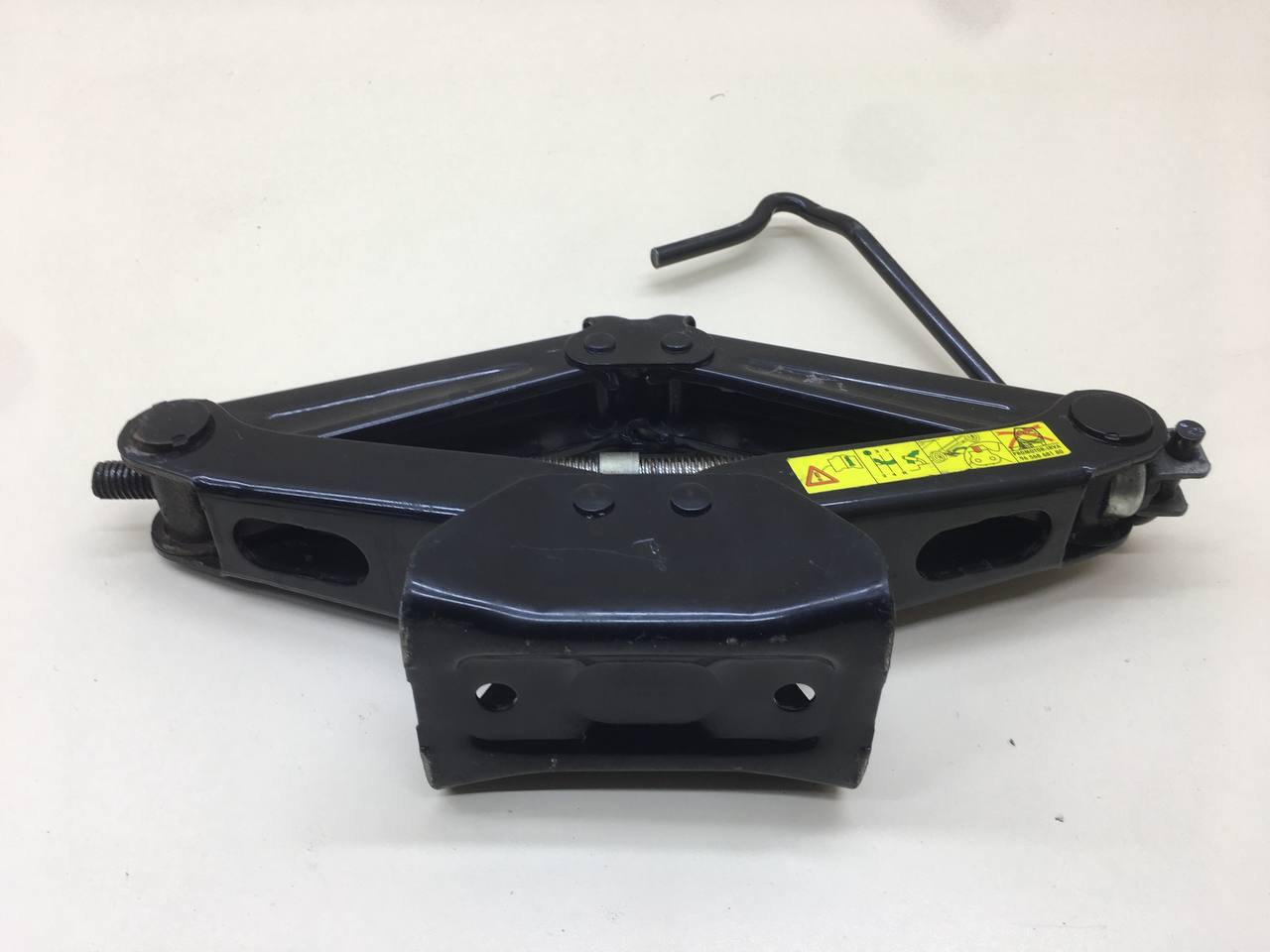 Домкрат Peugeot 207 2006-2013