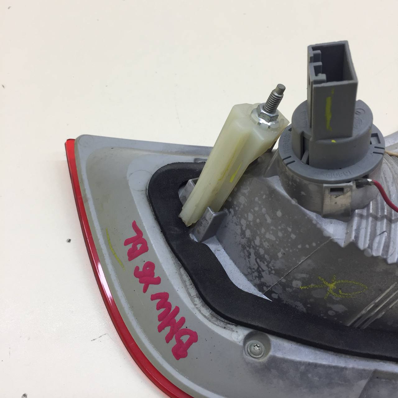 Фонарь задний внутренний левый BMW X6 E71 2008-2014