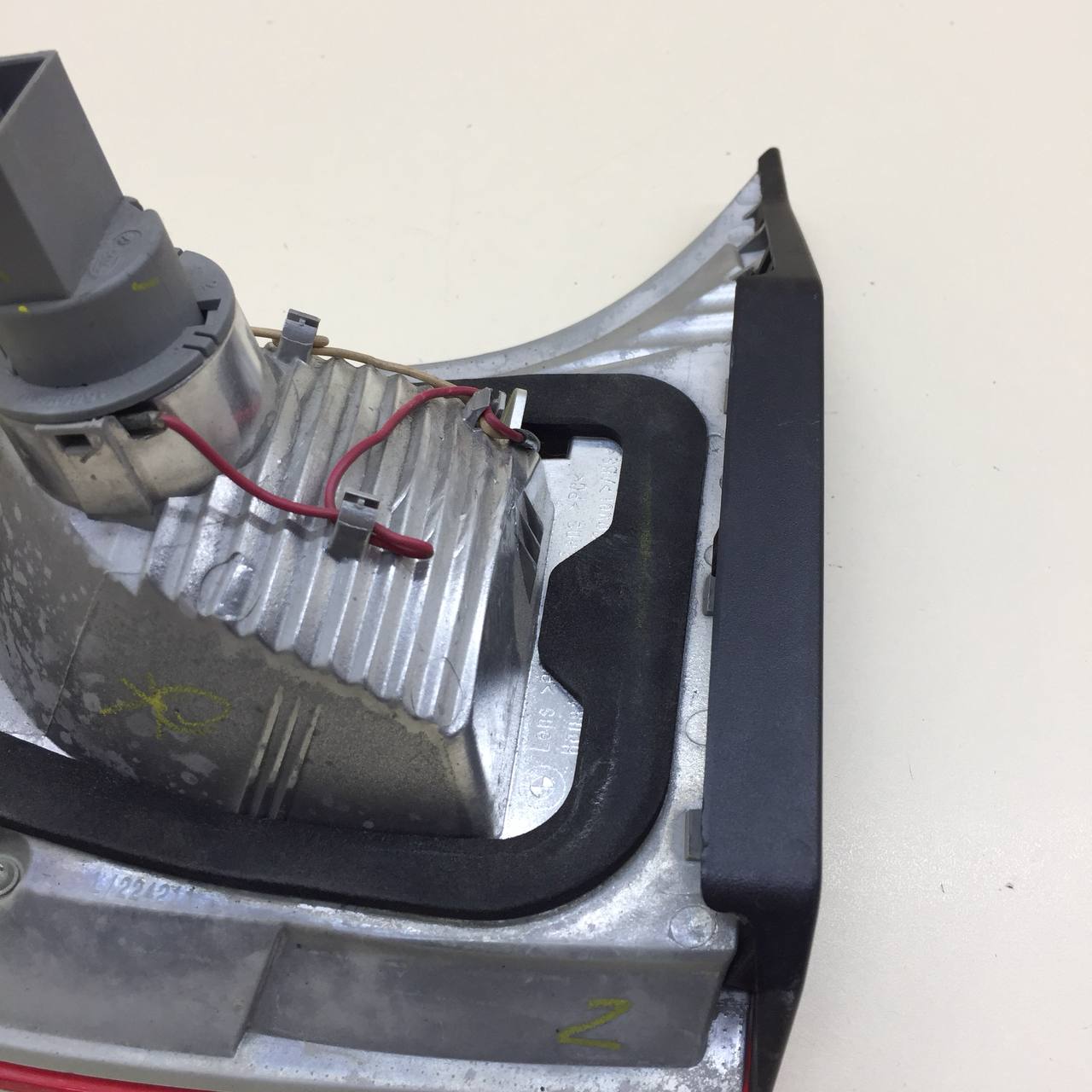 Фонарь задний внутренний левый BMW X6 E71 2008-2014