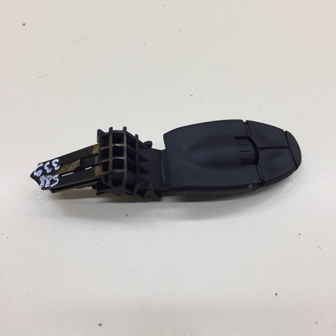 Переключатель подрулевой управления магнитолой Peugeot 308 2007>