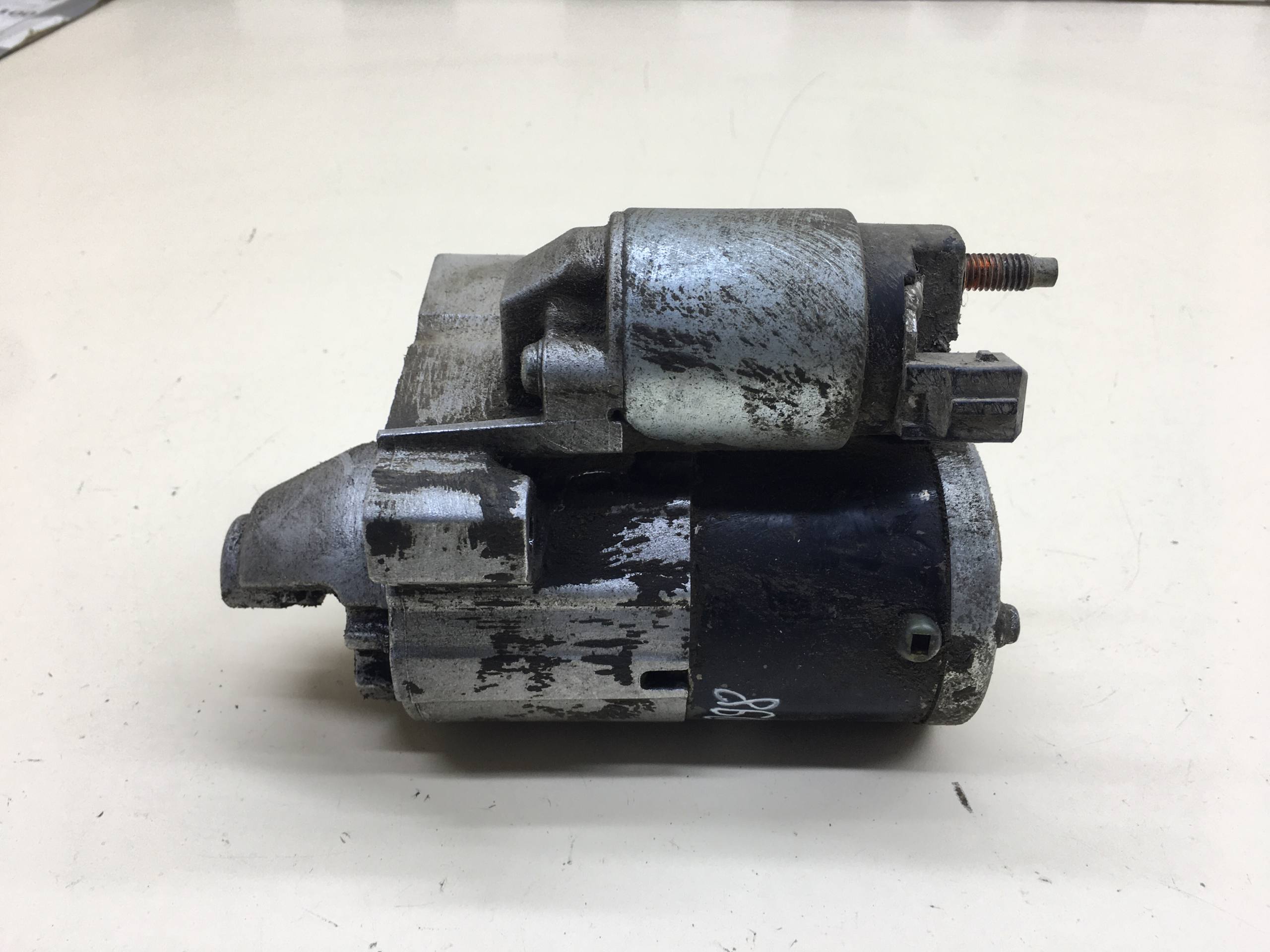 Стартер Peugeot 208 2012>