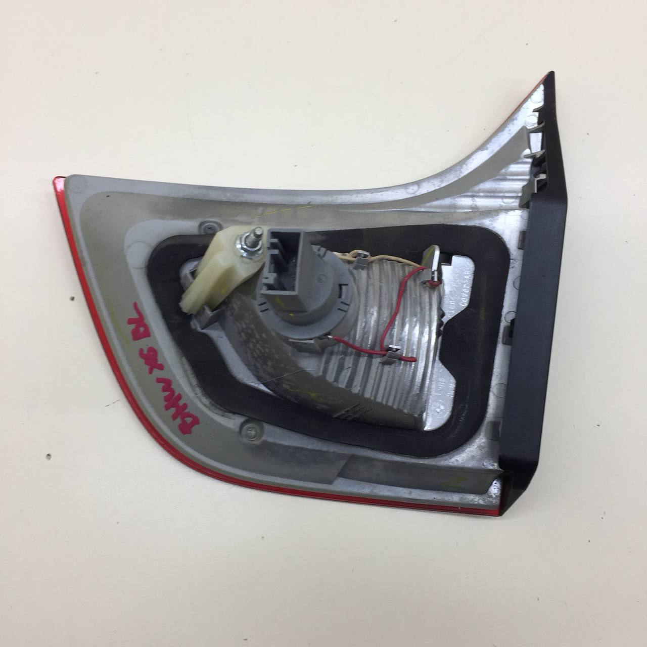 Фонарь задний внутренний левый BMW X6 E71 2008-2014