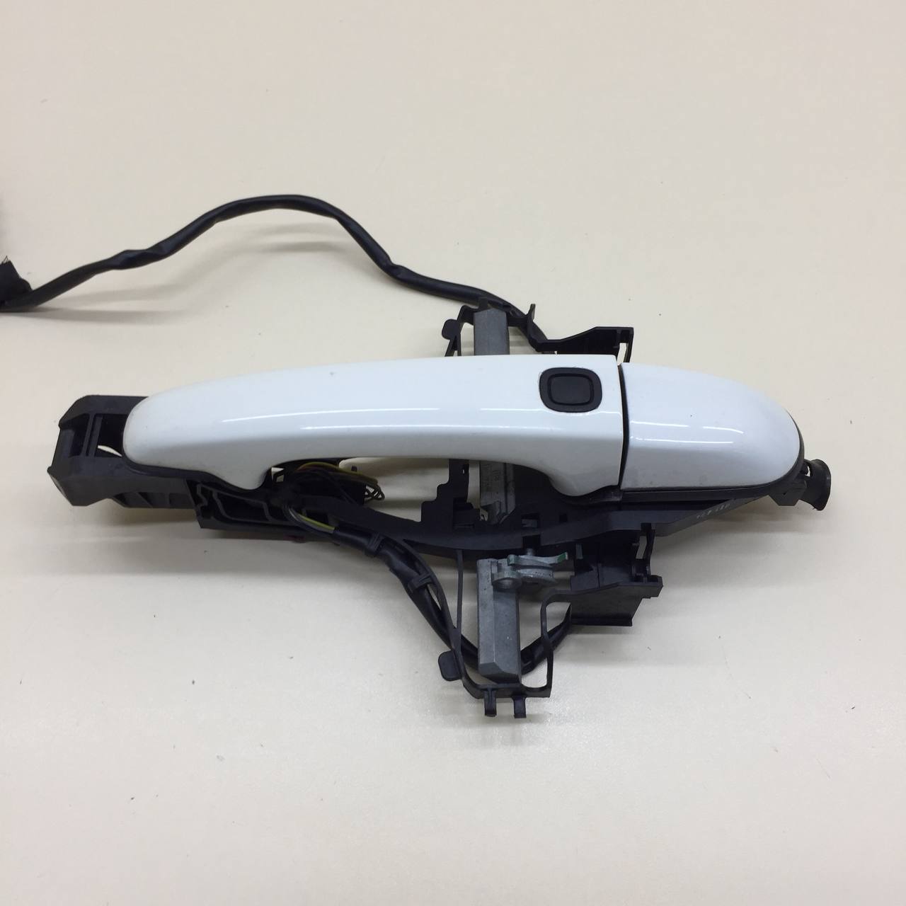 Ручка двери задней наружная левая Jaguar XF 2007-2015