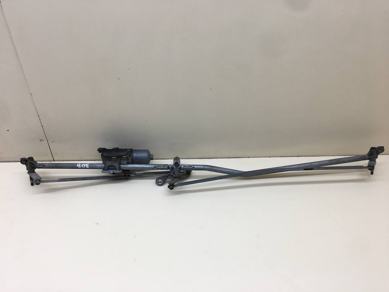 Трапеция стеклоочистителей Peugeot 308 2007>