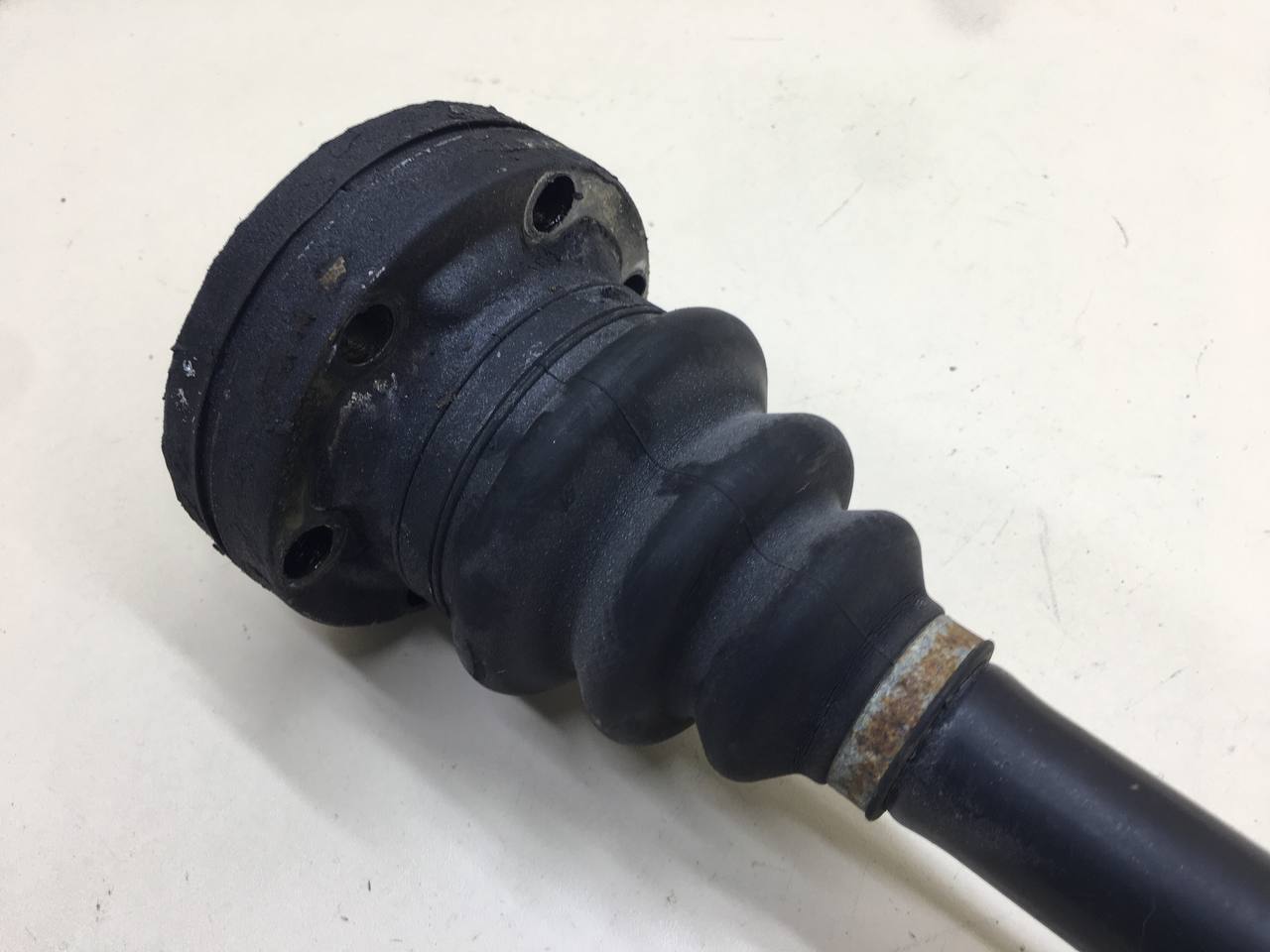 Полуось задняя BMW X5 E53 2000-2007