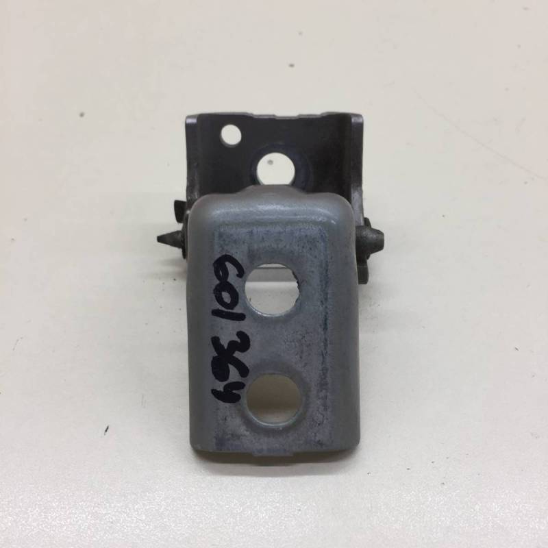 Петля двери передней правой верхняя Peugeot 208 2012>